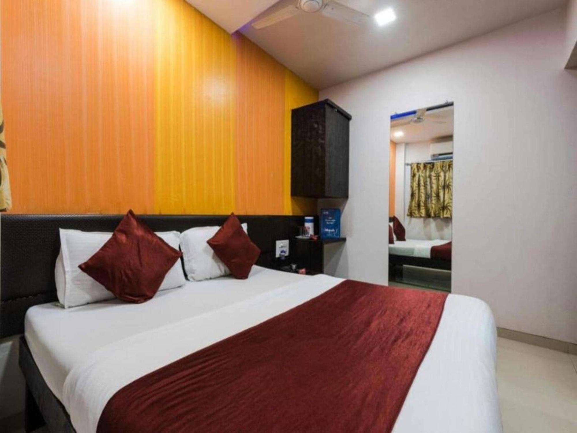 Hotel O Golden Sagar Мумбаи Экстерьер фото
