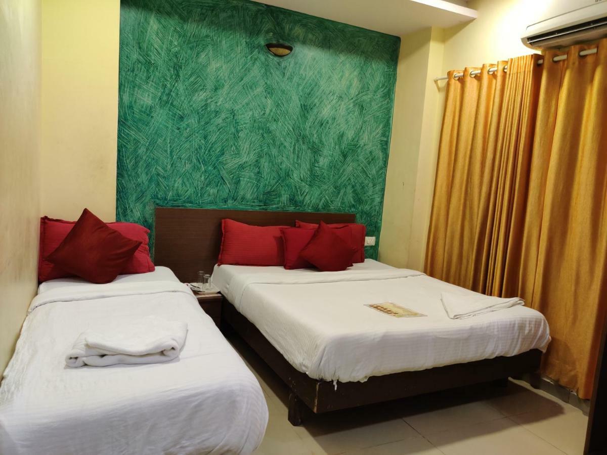 Hotel O Golden Sagar Мумбаи Экстерьер фото