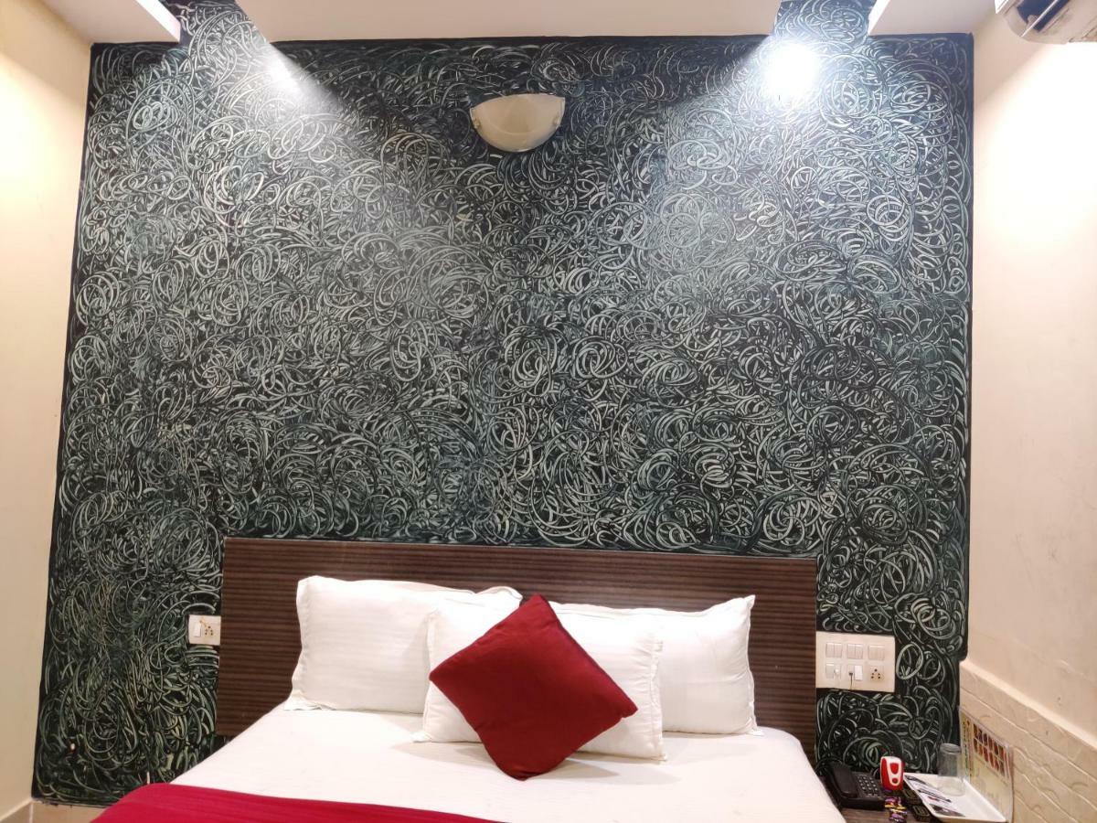 Hotel O Golden Sagar Мумбаи Экстерьер фото