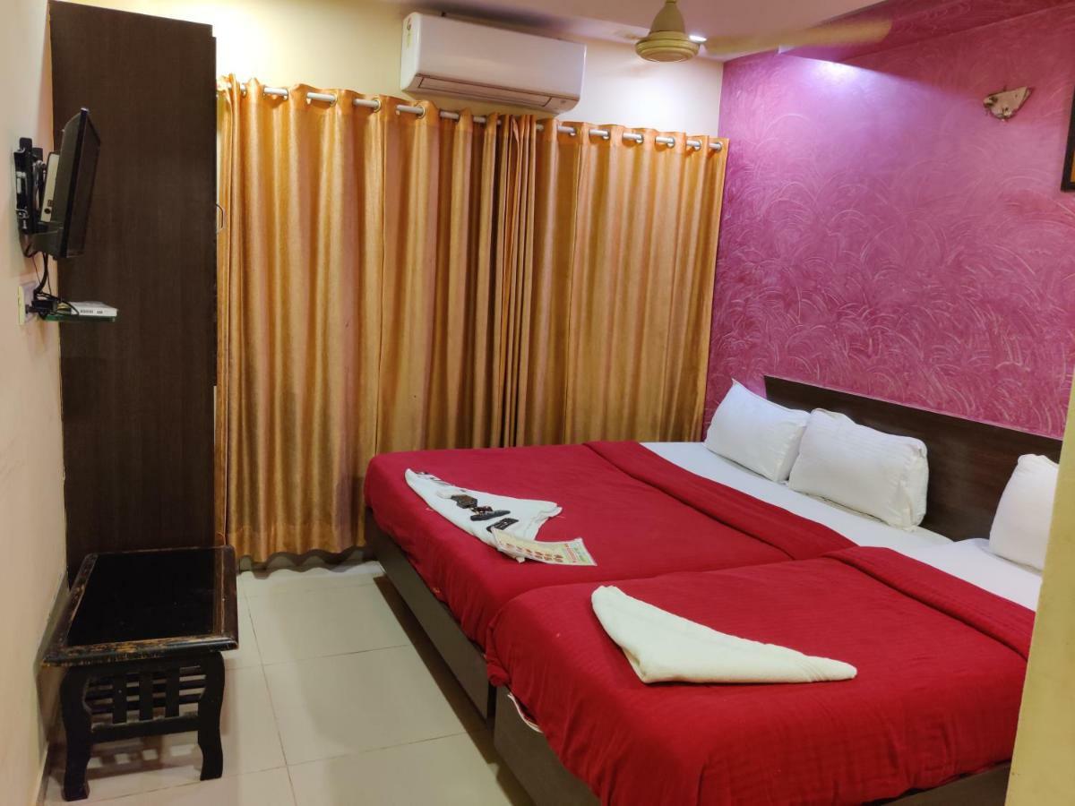 Hotel O Golden Sagar Мумбаи Экстерьер фото